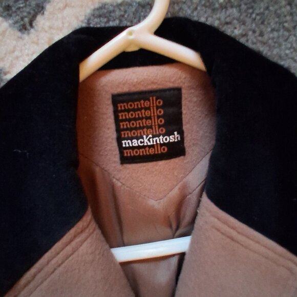 Womens small vintage coat (: like brand new - Picture 2 of 4